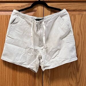 Venezia Beige Drawstring Women’s Shorts with Pockets, GUC, Size 14